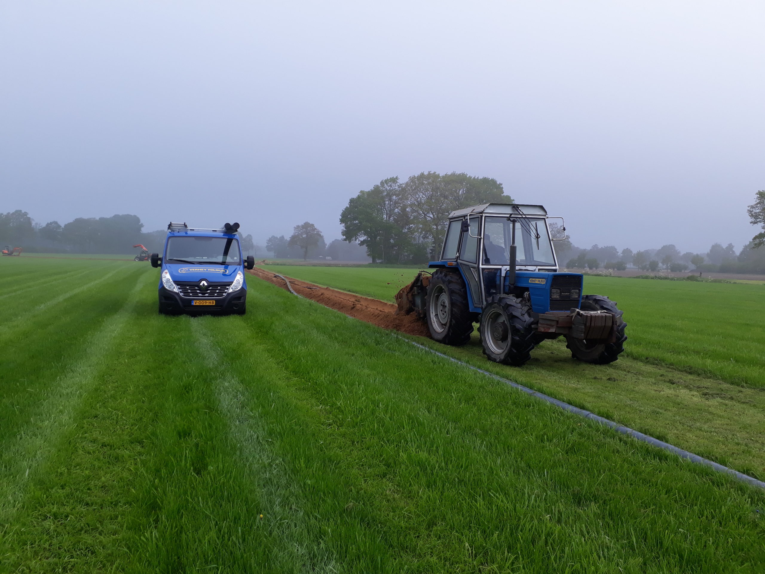 Aanleg ondergrondse leidingen voor beregening (Laren)